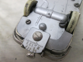Metal tin toy car. Speelgoed auto BUICK 405.met schakel systeem, maakt bochtjes kan sturen, zeer bijzonder systeem ZELDZAAM merk  PRAMETA.