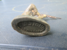 ELASTOLIN Shooting belgium soldier. Schietende belgische soldaat geknield. goede staat