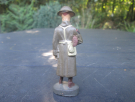 ELASTOLIN British soldier on guard, Engelse soldaat op wacht geweldig figuur goede staat.