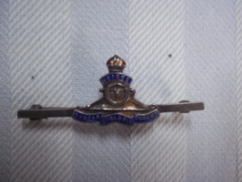 British sweetheart broche, with Fieldartillery badge, SILVER marked. Engelse sweetheart speld. artillerie, met zilver stempel.