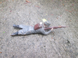 ELASTOLIN 10 cm. Austrian soldier shooting damaged feet. Oostenrijkse soldaat schietend, beschadigde voetjes antiek stuk.