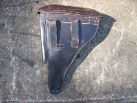 German P08 Luger holster. Duits P08 luger holster mooi gemarkeerd Schwarzenberger en Co Nurnberg 1918. sluitgesp zit los, verder zeer nette staat.