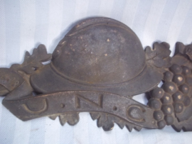 Bronze remembrance plate 1914-1918 and 1940-1945 UNC district ANDES gesigneerd. grafmonument bronzen palm wo1 en wo2. lengte is 64 cm. zeer bijzonder.