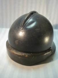 French M- 1945 steelhelmet, mostly called the Jeanne d'Arc  helmet. Franse gemotoriseerde helm model 1945