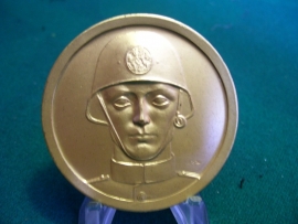 Dutch medal, Nederlandse penning, met Hollandse soldaat, uitgegeven in 1941. ZELDZAAM, RARE