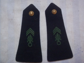 Legioen epauletten manschap jaren 50-60. blouse en uniform.