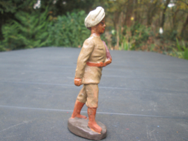 ELASTOLIN British colonial soldier. 10 cm.  Engelse soldaat koloniaal met tulband, goede staat.