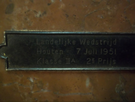 Plaque Dutch firebrigade. Plaquette, penning op marmeren voet Nederlandse brandweer.