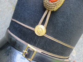 Dutch military officers cap. Nederlands officiers kepie van de GENIE, met vuurvergulde knopen en goudgeborduurde kokarde. TOP staat, behorende bij het buitenmodel zwarte uniform voor 1940.