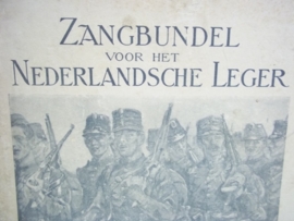 Dutch military songbook, big size, Nederlands leger zangboekje, het grotere formaat dan normaal.