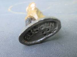 ELASTOLIN Belgium marching soldier. Marcherende belgische soldaat.