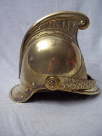 French fire helmet, Franse brandweerhelm. model 1855, gemodificeerd in 1872, geheel compleet, met binnenwerk en leren stukken, die zijn altijd weg of eruit Zeldzaam stuk. zo van de familie gekocht. TOP.