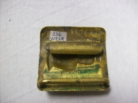 French buckle of the engineers. Oude koppelslot van de Franse genie, achterop genummerd.