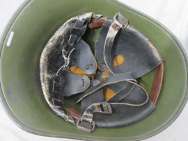Dutch helmet M-1934, Nederlandse staalhelm model 1934 in een zeer nette staat.