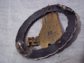German Fallschirmschützen Abzeichen.  Paratroopers jump-badge. Duits parachutisten embleem buntmetal, zeer zeldzame maker in klaverblad B.S.W.  Bruder- Schneider- Wien.