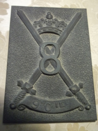Belgium bronse plaque 8th Regiment 9 th compagnie. Belgische bronzen plaat van het 8e Regiment, 9e Compagnie, Infanterie
