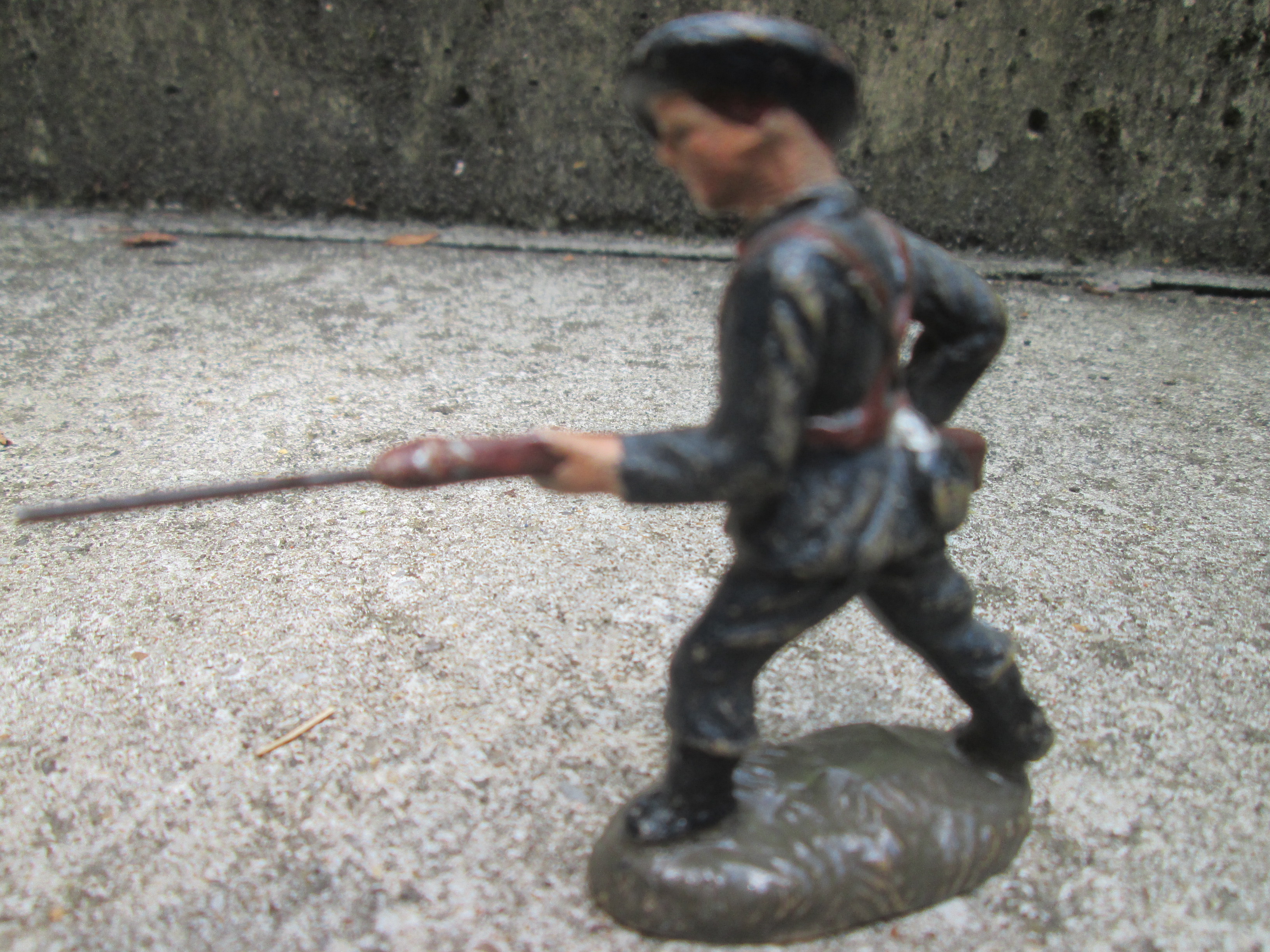 French chausseur alpine soldier. Speelgoed soldaatje Franse Alpine jager met blauwe baret