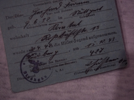 German tinnie, rally badge, Duitse tinnie, Sportfest HJ Hitler- Jugend -- Bann  und Jungbann 318, rare tinnie, zeldzaam. met Dienstkarte der Hitler-Jugend.