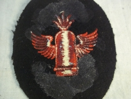 German kriegsmarine badge artillery gunner. Duits mouwembleem artillerist