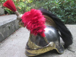 French M 1874 Cuirassier helmet NCO. complete with liner. Marked BREVETE , SGDG. Franse kurassiers helm ook gedragen in het begin van de oorlog 1914/1915, gebruikte doch goede staat.