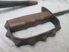 US- Army trench knife dated 1917. Amerikaans gevechtsmes uit WO1, loopgravendolk. mooi gemarkeerd US- 1917.