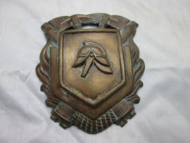 Dutch badge for the firefighter helmet. Helm embleem van de Nederlandse brandweer.