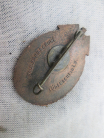 German medal NSDAP Ehrenzeichen Schlageter feier Dusseldorf 28- 5 - 33 maker is Paulmann & Crone Ludenscheid. Duitse erenmedaille NSDAP brons,