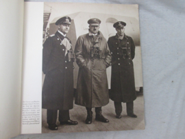 Duits sigaretten plaatjes album over de REICHSMARINE, geheel compleet, met veel Marine informatie.