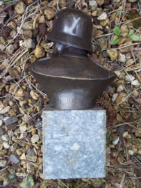 Nice statue German Soldier bronze. Bronzen Buste Weimar soldaat zware kwaliteit.