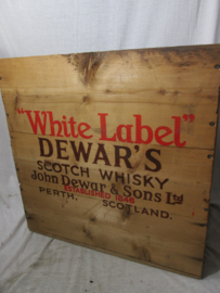 Houten kratje voor White Label DEWAR'S scotch whisky, zeer decoratief.