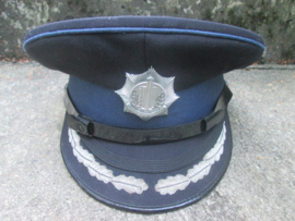 Dutch officers police cap city police. Pet hoofdofficier van de Nederlandse Gemeentepolitie.