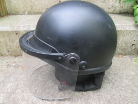 US Police RIOD helmet in mint condition. Amerikaanse politie helm Mobiele Eenheid oproerpolitie in nieuw staat, bijzonder model
