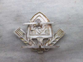German cap officers badge of the labour party. Duits petembleem, officier met zeldzame maker voor dit soort emblemen.