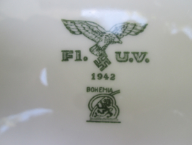 German saucer 26,5 cm by 26,5 cm. made by Bohemia 1942 Schotel Luftwaffe met groene markering.