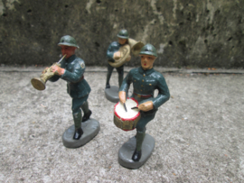CLAIRON 3 Dutch soldiers with instruments. 3 Nederlandse soldaten muziekkapel.