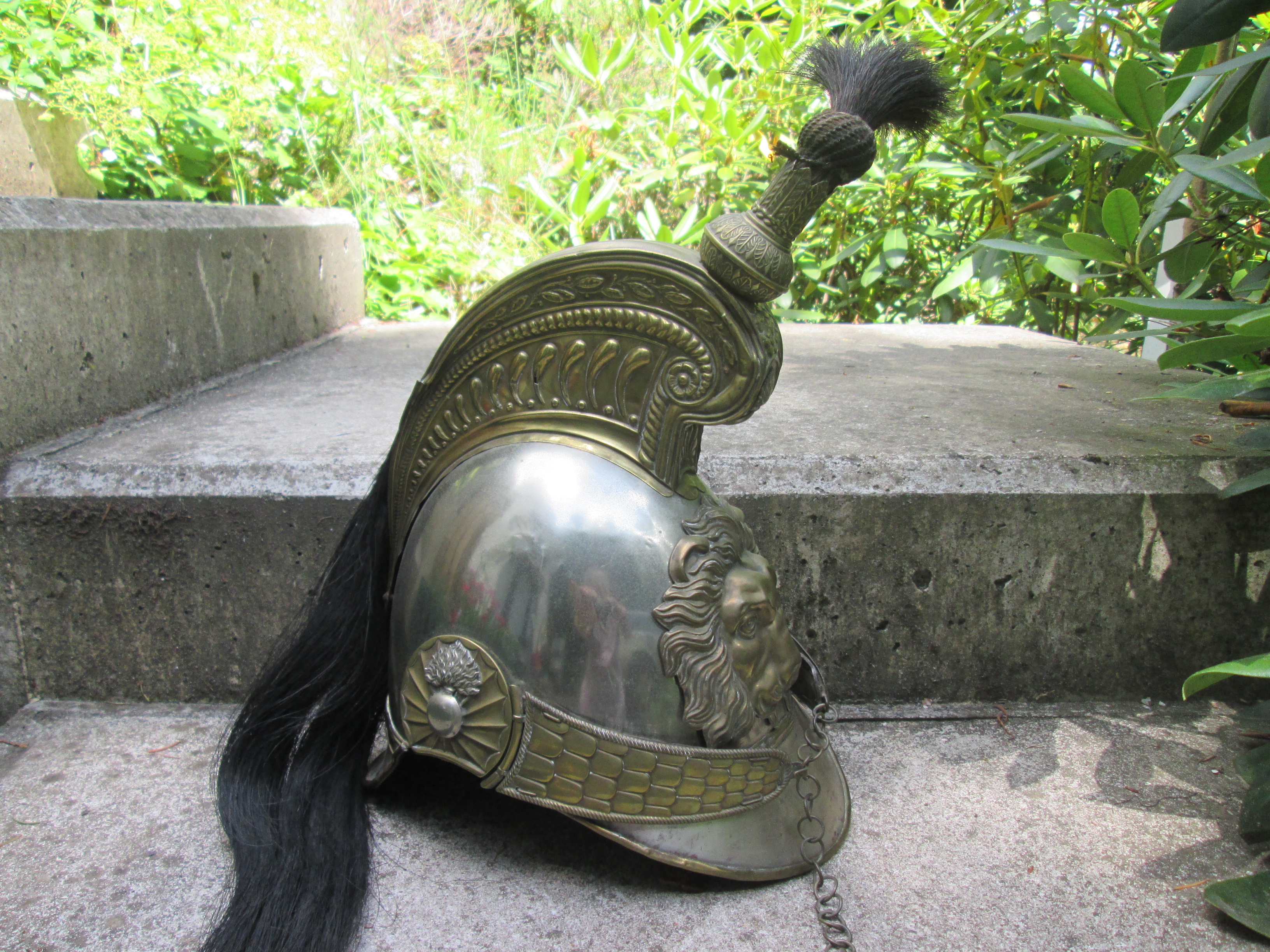 Belgium Dragoner helmet M/1848 complete with original innerliner. Belgische kurassiers/ Dragoner helm mooi gemarkeerd met origineel binnenwerk wat zwaarder model zeldzaam stuk.