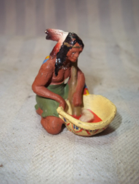 Elastolin, durso, lineol indaanse vrouw met schotel goede staat