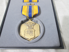 USAF medal For Military Merit in case. Air Force medaille in doos Amerika.