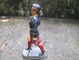 CHIALU Scottish marching soldier highlander. Schotse soldaat marcheert.