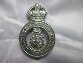 British cap badge of the Barnsley Borough Police, old type cap badge. Engels politie pet embleem.