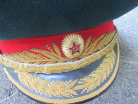 Russian Generals cap full embroided, infantry. Russische generaals pet met goud geborduurde klep en cocarde, zeer decoratief stuk. inanterie.