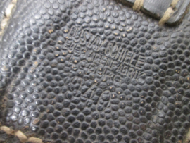 German ammo pouch, Duits patroontasje Mauser K-98 Lederwarenfabrik Loburg 1940. very good condition.