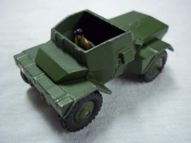 Dinky Toy armoured car. Pantserwagen speelgoed Dinky Toy