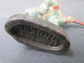 ELASTOLIN German shooting soldier Duitse soldaat knielend met geweer.