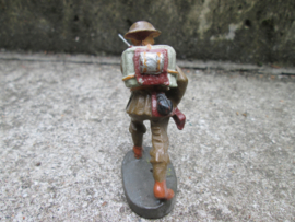 ELASTOLIN American soldier with rifle. Amerikaanse soldaat met geweer.