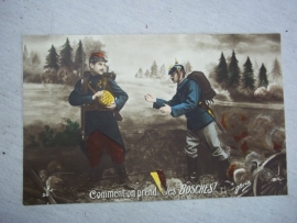 French postcard French and german soldier helping each other. Franse patriotische postkaart