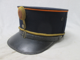Dutch NCO cap worn in the colonies, orange piping. Nederlands onder- officiers kepie oranje bies, KNIL- Koninklijk Nederlands Indisch Leger 1900- 1925 zeer nette staat maker JP MOL in Breda.