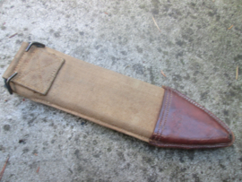 US Army WW1 Bolo knife 1917/ 1918 dated scabbard 1917 dated, good condition. Amerikaans gevechts/ kapmes WO1 1917/1918 gemarkeerd goede staat leuk item.