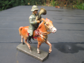 ELASTOLIN German soldier on horse. Duitse soldaat met tuba muziekinstrument op paard goede staat.