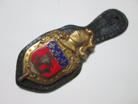French police badge Paris. Franse borsthanger Franse politie van Parijs. Gendarmerie
